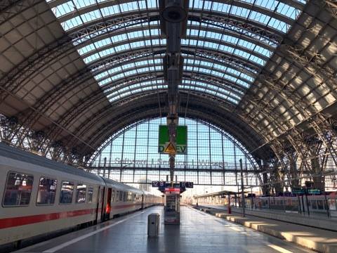 Frankfurt (Main) Train Station